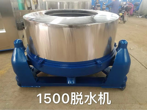 選擇更高容積的工業(yè)脫水機(jī)能夠提升其工作效率